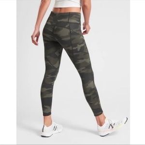 Athleta contender 7/8 tight